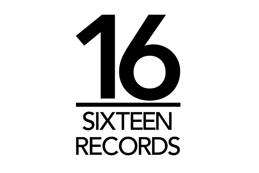 16 sixteen records（シックスティーンレコード）の写真