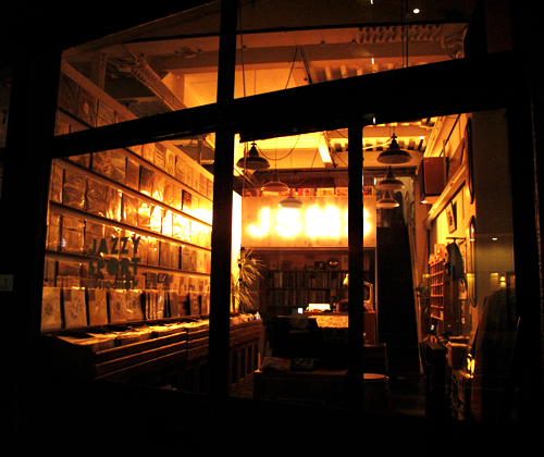 Jazzy Sport Music Shop Tokyo's pics