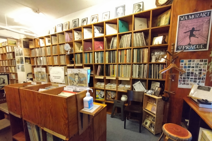 エテルナ トレーディングの写真