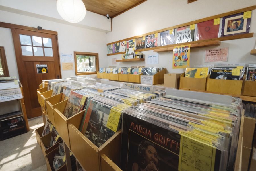 Replace Records（リプレイスレコード）の写真