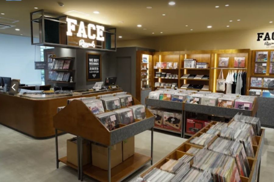 Face Records TENJIN ONE FUKUOKA BLDG.の写真
