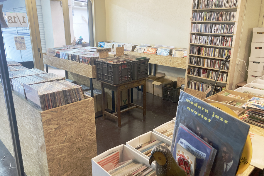 Roundish Music Storeの写真