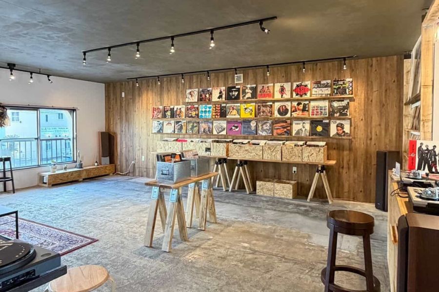 16RECORDS OFFICE&SHOPの写真