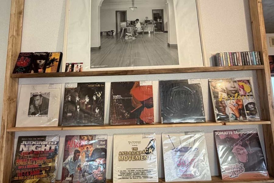 16RECORDS OFFICE&SHOPの写真