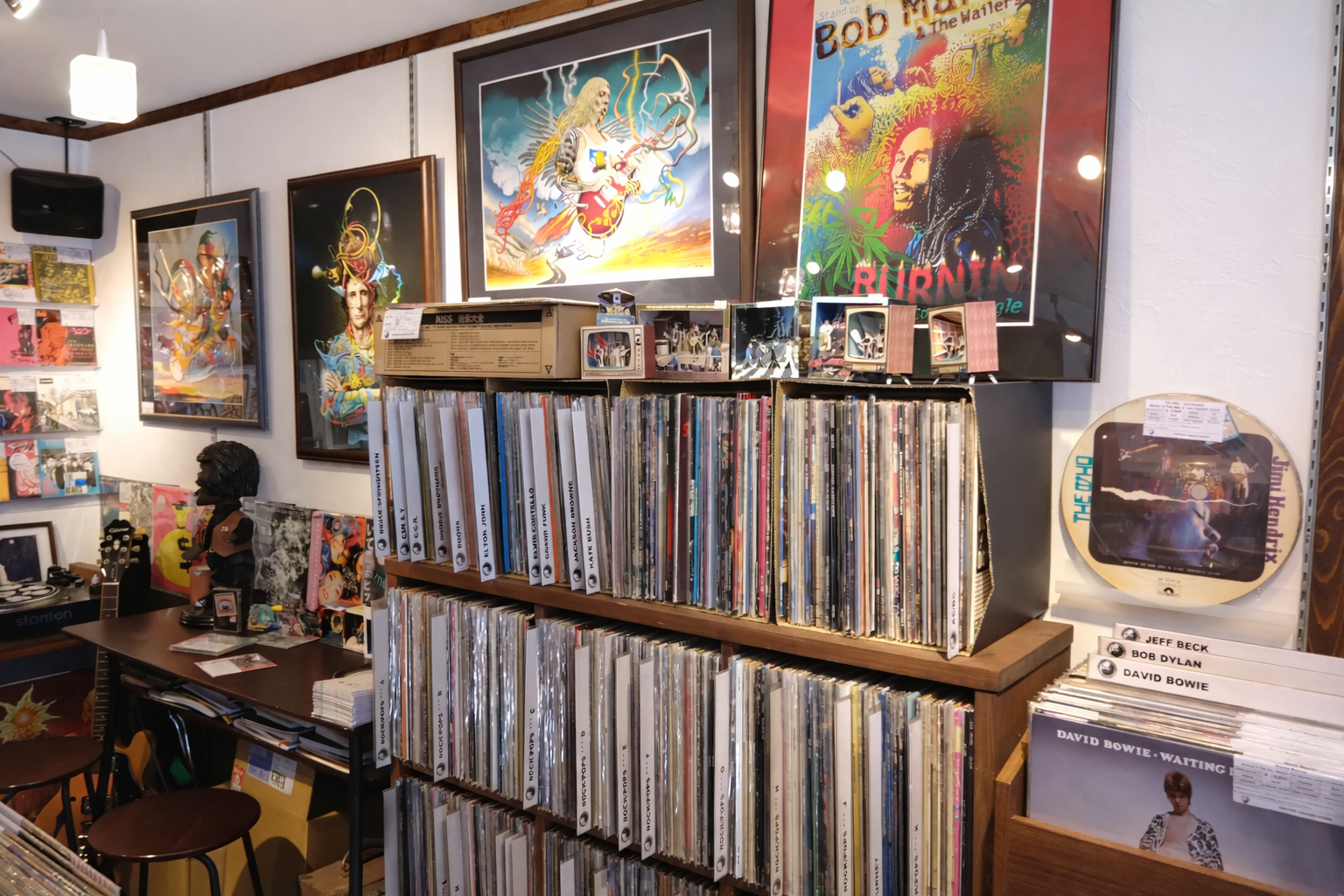 BEATNIK GROOVE STORE 店内景色