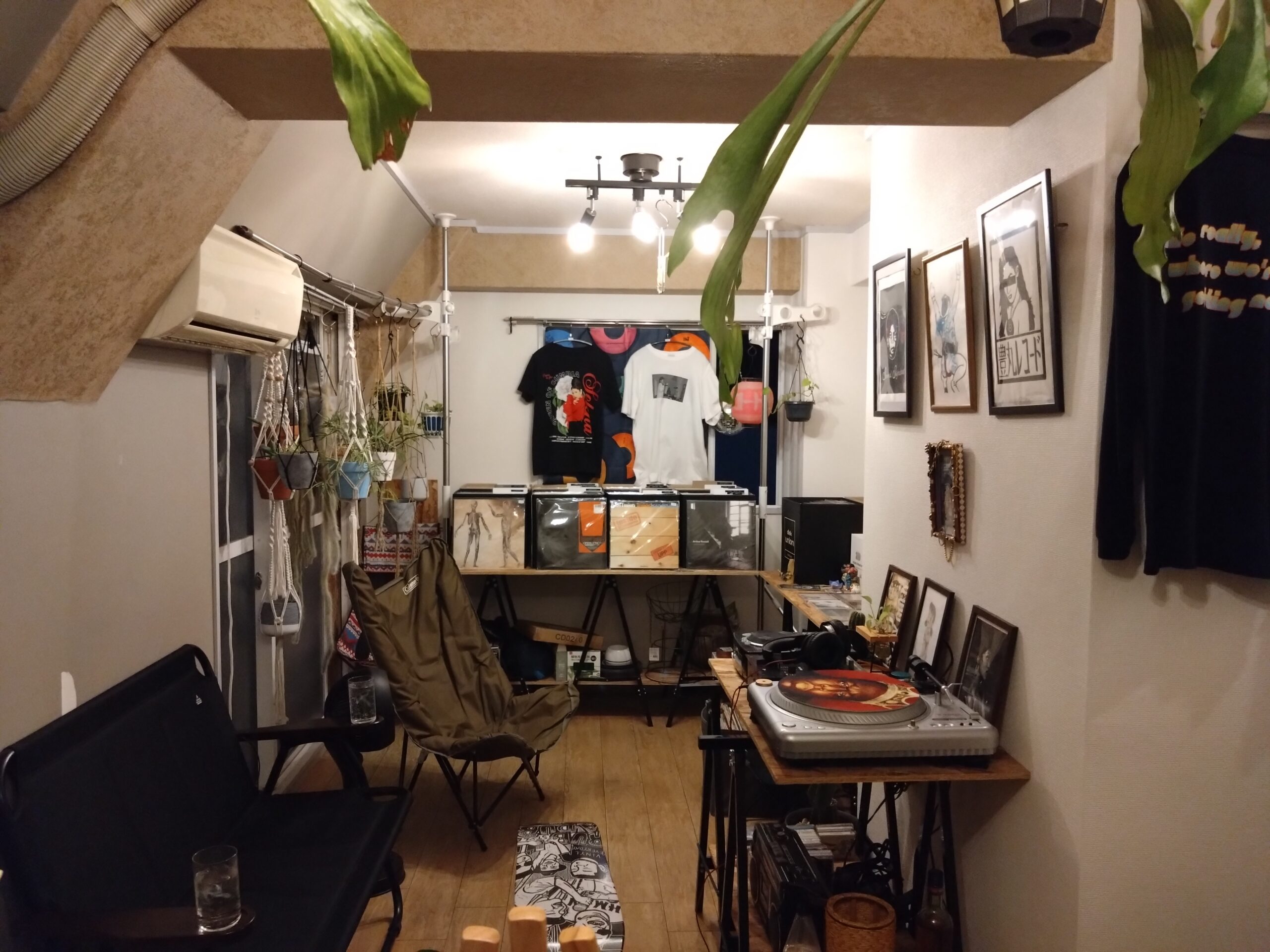 豊丸レコード 店内風景