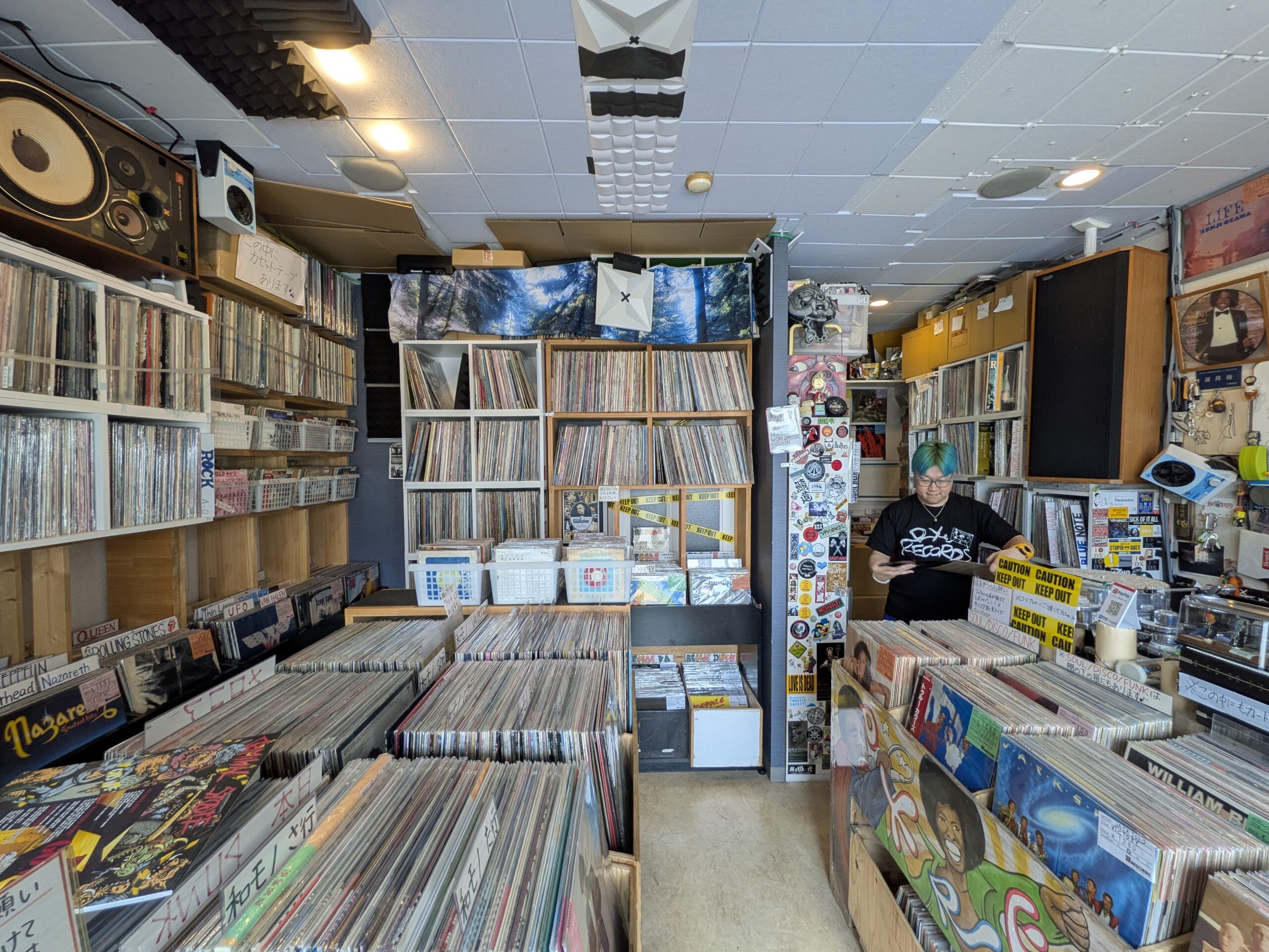 DX RECORDS 店舗外観