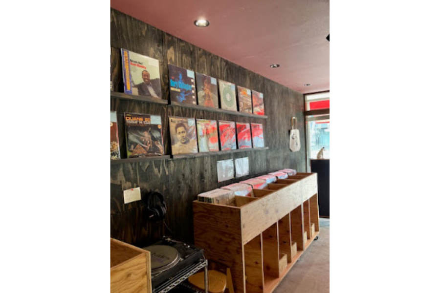 CAPTONE RECORD STOREの写真