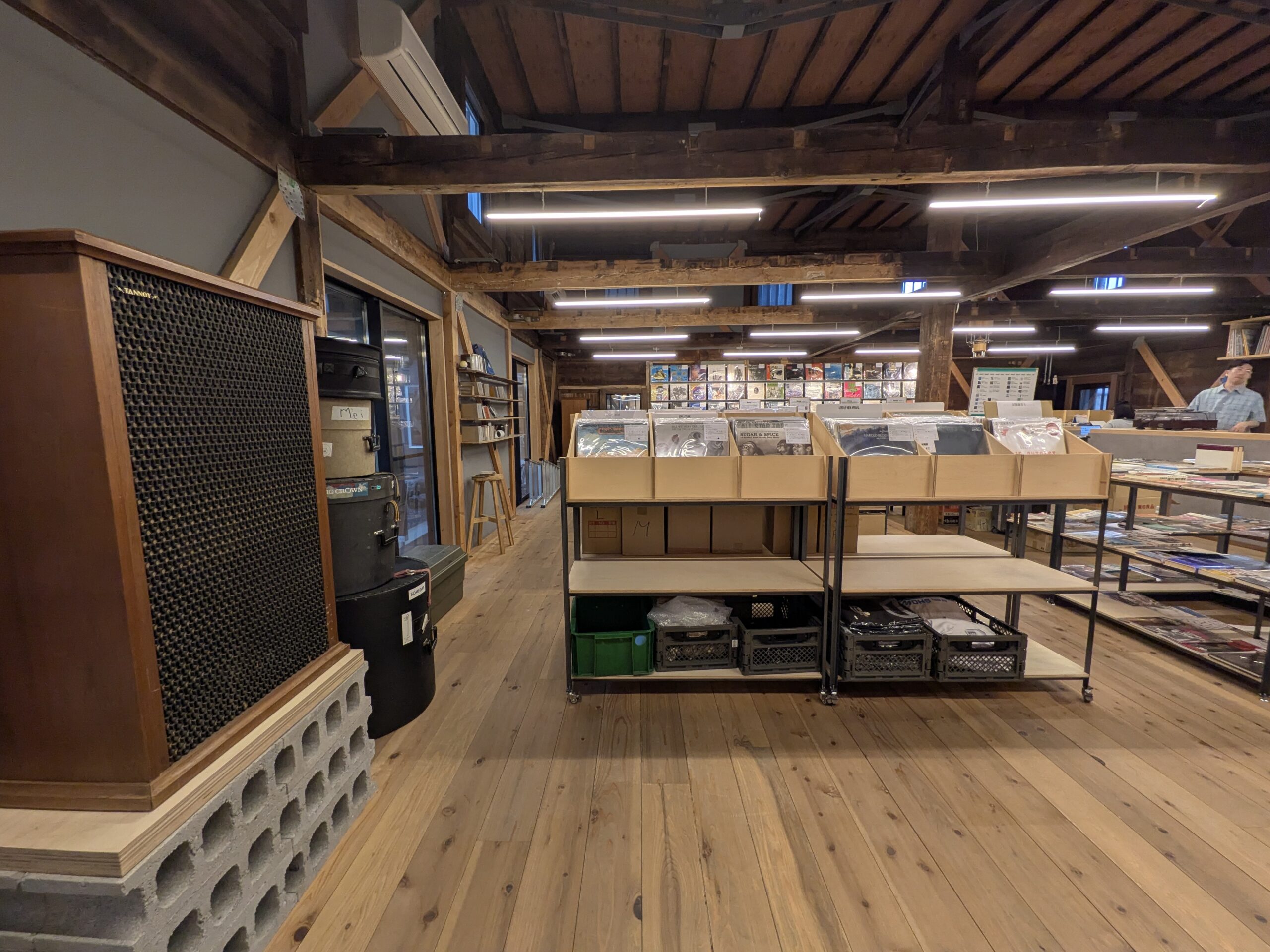 CELLAR RECORDS interior
