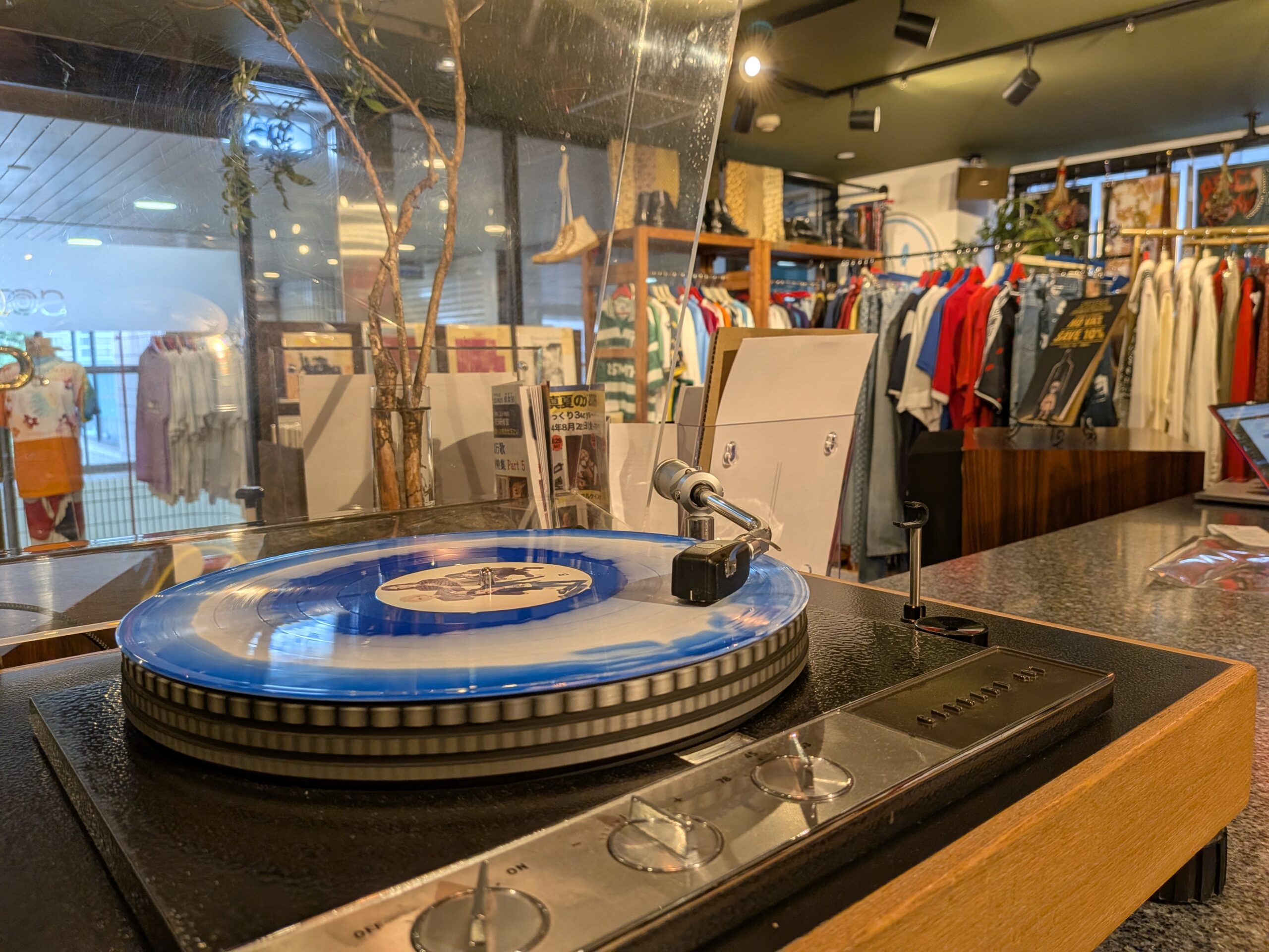 SORCのレコードと古着