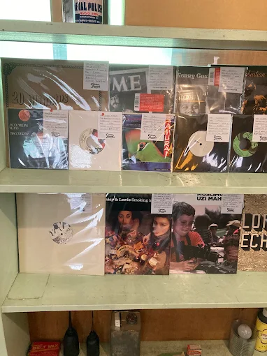 CURIOUS RECORDS's pics