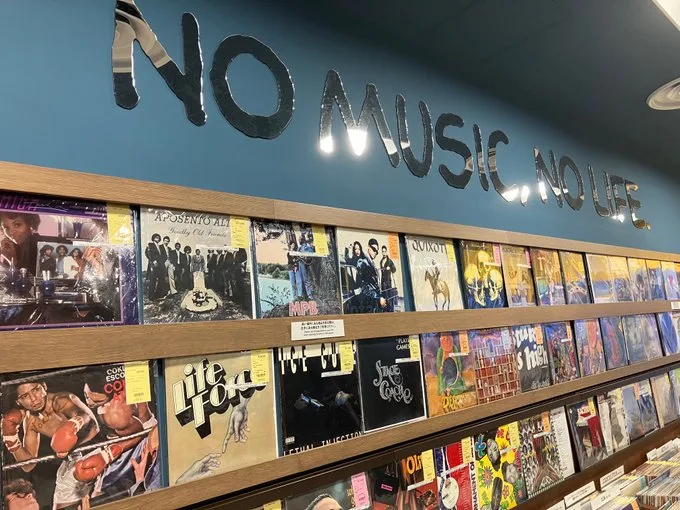 TOWER VINYL梅田店's pics