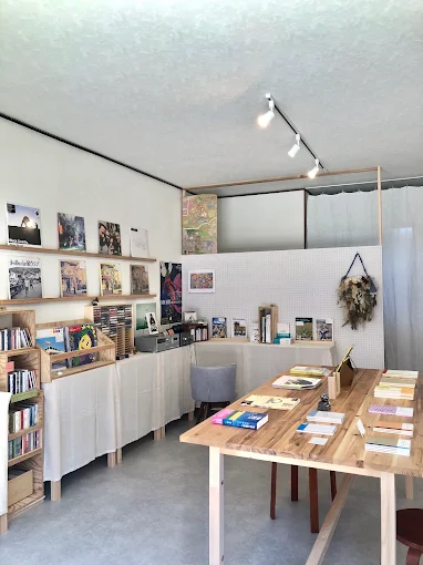 本と音楽の店 つぐみ's pics
